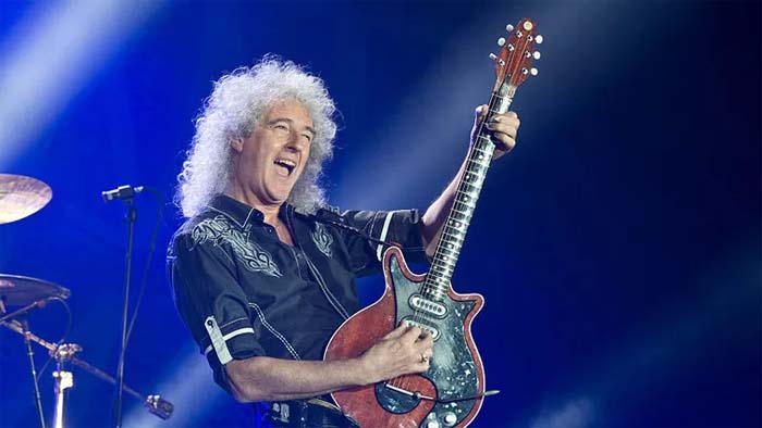 A picture of Brian May from concert.